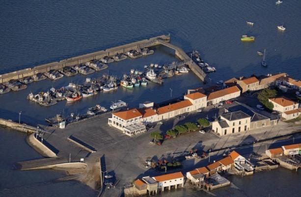 Logis Hotel Le Terminus Bourcefranc Eksteriør bilde